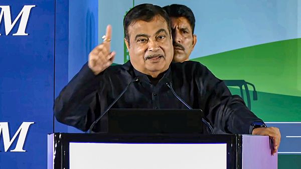 'ऐसा कोई प्रस्ताव नहीं है...', डीजल कारों पर 10% GST लगाने की खबरों का नितिन गडकरी ने किया खंडन