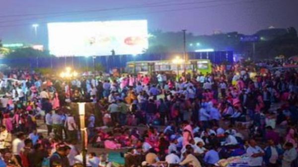 ओडिशा: दरार के बावजूद शिक्षकों की हड़ताल जारी, प्रदर्शन स्‍थल पर की गणेश पूजा और लगाए सरकार के खिलाफ नारे 