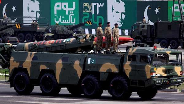 अमेरिकी वैज्ञानिक का दावा, पाकिस्तान के पास 170 से अधिक न्यूक्लियर वॉरहेड, 2025 तक 200 हो सकते हैं
