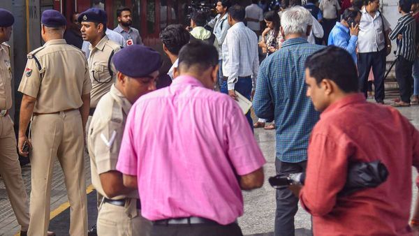 महाराष्ट्र: पालघर में भीड़ का खौफनाक चेहरा, चोर होने के शक एक को पीट-पीट मार डाला, 3 लोग गिरफ्तार