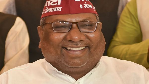 घोसी सीट पर BJP को मिली हार, संजय निषाद ने दारा सिंह चौहान पर फोड़ा ठीकरा