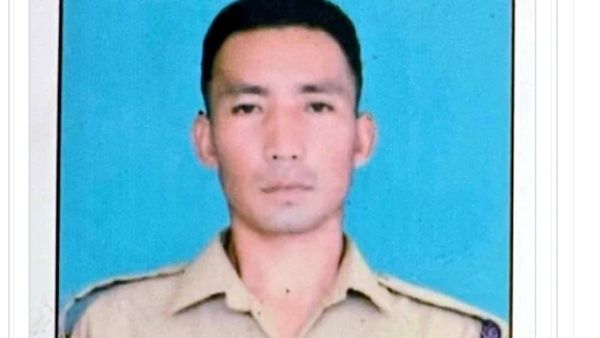 मणिपुर में भारतीय सेना के जवान की बंधक बनाकर हत्या