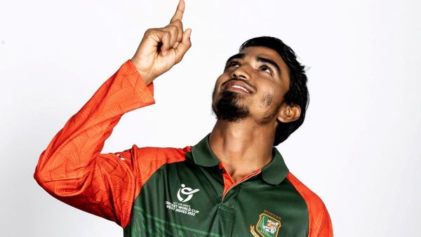 रोहित को आउट करने वाले बांग्लादेशी खिलाड़ी का महिलाओं के लिए अपमानजनक पोस्ट वायरल