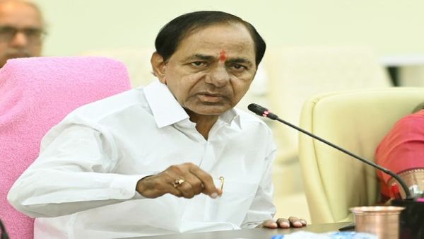 तेलंगाना: CM KCR ने की चंद्रबाबू नायडू की आलोचना, कम्मा समुदाय नाराज, कांग्रेस में हो सकते हैं शामिल 