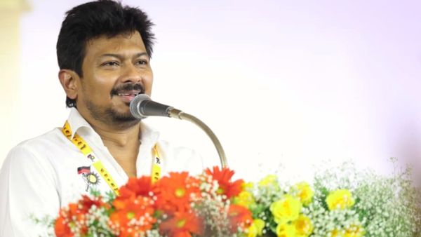 NDA से नाता तोड़ने पर उदयनिधि ने AIADMK और BJP पर कसा तंज, बोले- एक चोर और दूसरा लुटेरा है
