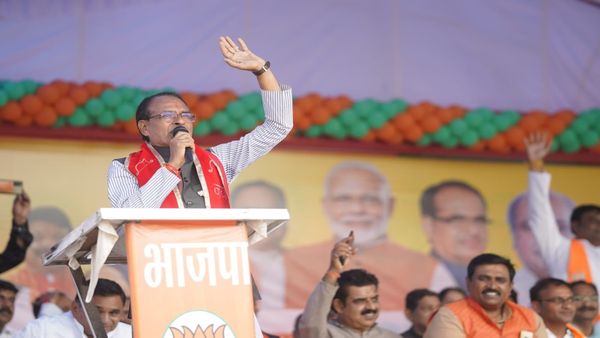 Gas cylinder News: MP में 450 रुपये में मिलेगा गरीब बहनों को गैस सिलेंडर, सनावद में CM शिवराज ने की बड़ी घोषणा