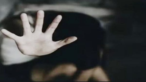 Bhopal News: इंस्टाग्राम पर दोस्ती के बाद आधी रात को दसवीं की छात्रा से दुष्कर्म की घटना, घर पर अकेली थी किशोर