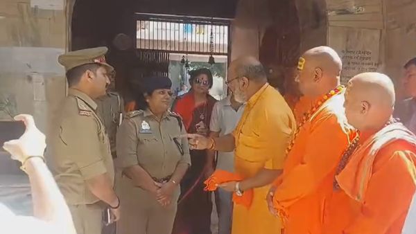 'रावण से बड़ा नहीं है योगी, सत्ता हमेशा किसी की नहीं रही...', यति नरसिंहानंद के फिर बिगड़े बोल