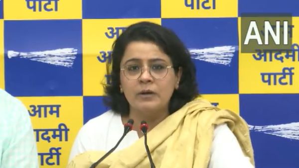 'दिल्ली की हवा में सुधार, 2023 में पहुंचा 31 फीसदी', AAP ने बताई कैसी है प्रदूषण की स्थिति