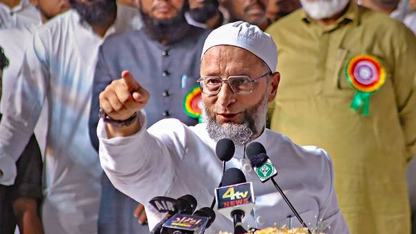 तेलंगाना: AIMIM कार्यकर्ताओं ने BRS पर लगाया मदद नहीं करने का आरोप, अपने उम्मीदवार उतारने की मांग