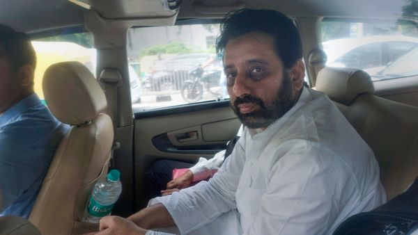AAP विधायक अमानतुल्लाह खान से ईडी की पूछताछ खत्म, जानिए किस मामले में हुई कार्रवाई