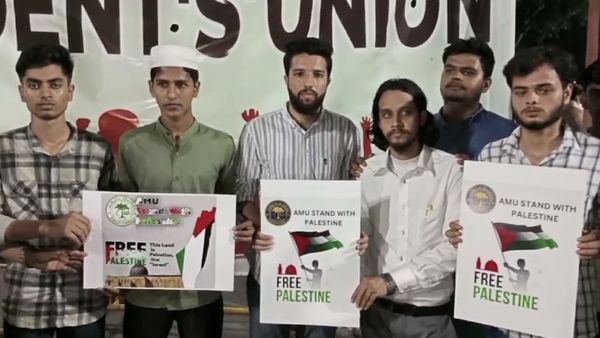 Israel Palestine War: AMU के छात्रों ने HAMAS के समर्थन में लगाए नारे, BJP Congress आमने सामने