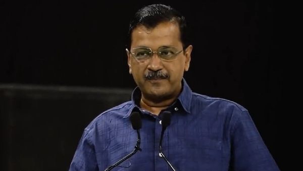 केजरीवाल सरकार ने 76000 बुजुर्गों को कराई तीर्थयात्रा, कुल 78 ट्रेनें अबतक रवाना