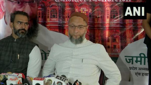 Israel Hamas war: असदुद्दीन ओवैसी ने महात्‍मा गांधी के हवाले से की फिलिस्तीन की आजादी की पैरवी