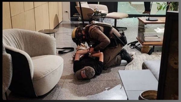 बैंकॉक के शॉपिंग मॉल में गोलीबारी में 3 लोगों की मौत, 14 वर्षीय संदिग्ध गिरफ्तार