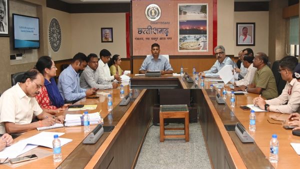 छत्तीसगढ़ विधानसभा चुनाव को लेकर अहम बैठक, CS अमिताभ जैन ने अफसरों को दिए खास  निर्देश 