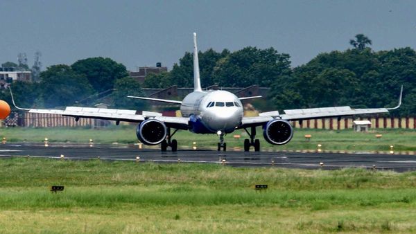 Germany: ईरान से विमान पर हमले की धमकी के बाद जर्मनी सतर्क, हैम्बर्ग एयरपोर्ट पर कई उड़ानें रद्द