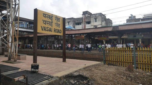 Goods Train Derail: पालघर में मालगाड़ी के डिब्बे पटरी से उतरे, ट्रैक पर आवगमन ठप