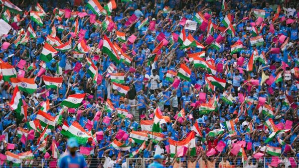 India Vs Pakistan: हार के बाद पाक का रोना, मैदान में नहीं थे हमारे फैंस, दिल-दिल पाकिस्तान गाना नहीं बजा