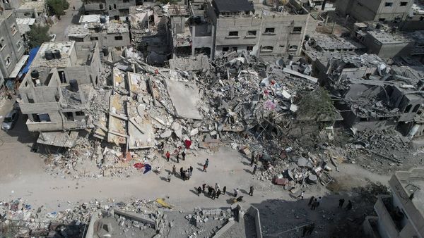 इजरायल ने गाजा अस्पताल परिसर पर किया हवाई हमला, 500 लोग मरे, हमास मंत्रालय का दावा