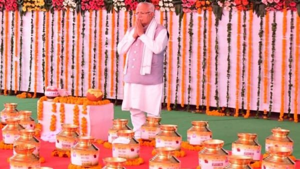 'मेरी माटी मेरा देश' कार्यक्रम में शामिल होने रोहतक पहुंचे CM खट्टर, कहा- 'इस का उद्देश्य युवाओं में...'