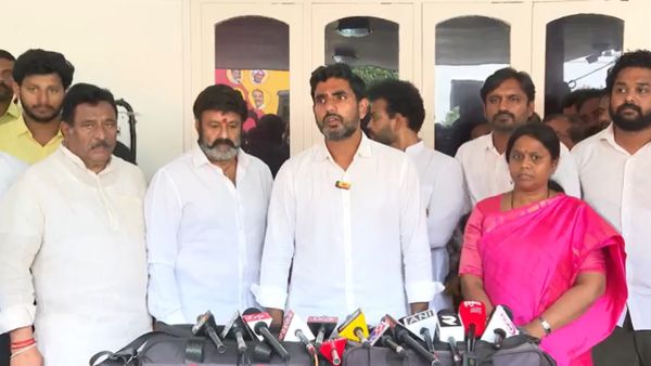 जेल में पिता चंद्रबाबू नायडू की हालत देख हिल गए नारा लोकेश, बोले- घोटाला मामले में कोई सबूत नहीं है