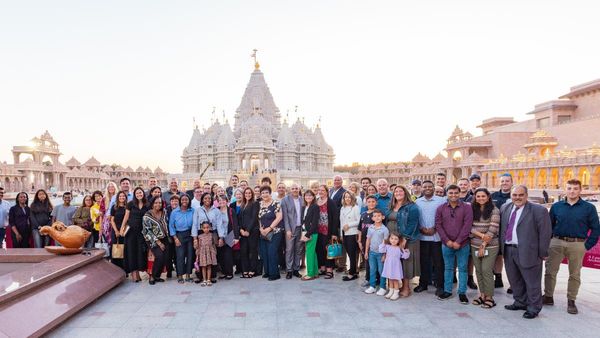 अमेरिका में विश्व के सबसे बड़े हिंदू मंदिर का उद्घाटन, प्रधानमंत्री मोदी और ऋषि सुनक ने दी बधाई