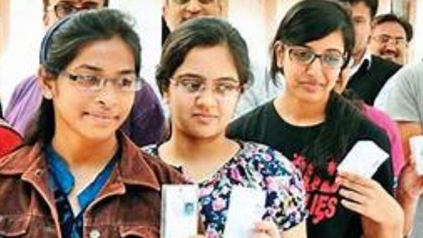 UP News: लोकसभा चुनाव से पहले यूपी में जुड़ेंगे एक करोड़ नए मतदाता, ये हैं निर्वाचन आयोग के दावे