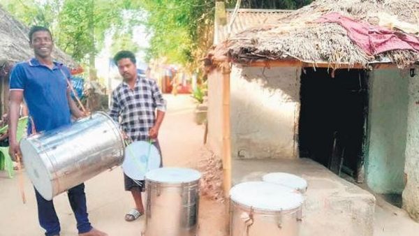 पूजा सीजन के चलते ओडिशा में व्यवसाय बढ़ने की उम्मीद, संगीतकार उत्साहित