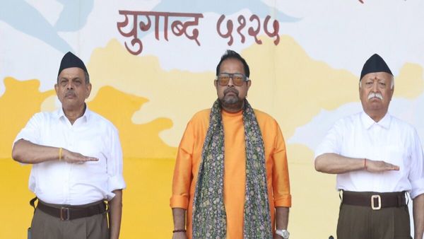 मणिपुर हिंसा को सांप्रदायिक रूप देने की कोशिश क्यों हुई? RSS प्रमुख मोहन भागवत का बड़ा बयान