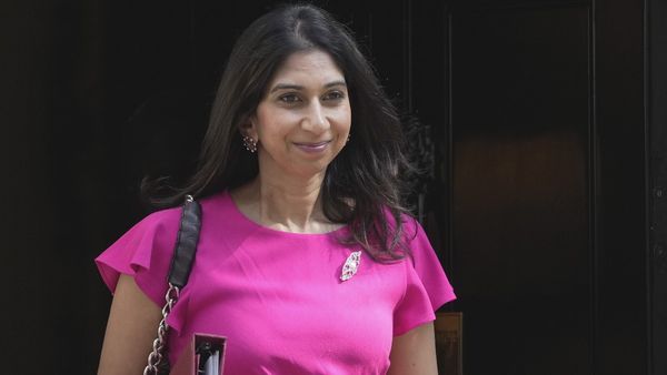 हमास पर भारतीय मूल की ब्रिटिश गृहमंत्री के बयान पर बवाल, ब्रेवरमैन का 'सच' क्यों हो रहा बर्दाश्त से बाहर?