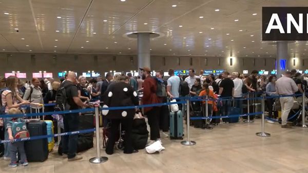 Operation Ajay: इजरायल से आज पहली फ्लाइट पहुंचेगी भारत, तेल अवीव से सैकड़ों भारतीय थोड़ी देर में भरेंगे उड़ान