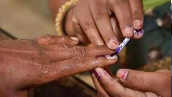 Telangana Voter List: तेलंगाना में 31717389 पंजीकृत मतदाता, निर्वाचन आयोग ने जारी की सूची 