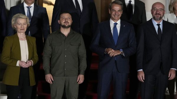 यूक्रेन की मदद करने में निकली यूरोप की हवा, अमेरिका मदद मिलना भी होगा बंद.. भारत की बात मानेगा, या जंग हारेगा?