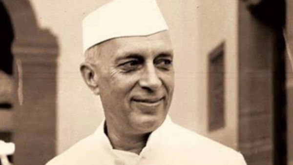 Jawaharlal Nehru Jayanti: देश की प्रगति के लिए प्रभावी हैं पंडित नेहरू के विचार, सीख सकते हैं कई सबक