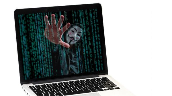 लोगों के अकाउंट खाली कर रहा एआई का फ्रॉड, आप कैसे बचें, जानिए 5 तरीके