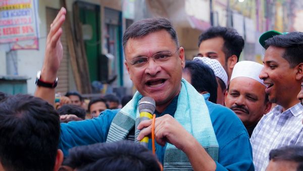'कोई माई का लाल पैदा नहीं हुआ जो मुझे...', अकबरुद्दीन ओवैसी ने इंस्पेक्टर को दी खुली धमकी, VIDEO