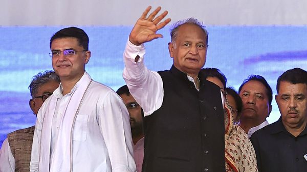 Rajasthan Exit Poll 2023: राजस्थान में कांग्रेस या BJP, जानें किस जाति का किसके साथ जोर?