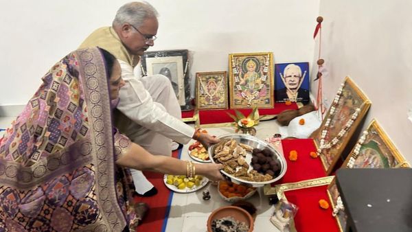 छत्तीसगढ़: महिलाओं को कांग्रेस देगी 15000 रुपये सालाना, सीएम भूपेश बघेल ने की घोषणा