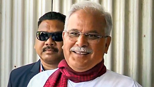 सूबेदार, SI, प्लाटून कमांडर भर्ती परीक्षा का रिजल्ट जारी करने की CM भूपेश बघेल ने EC से मांगी अनुमति