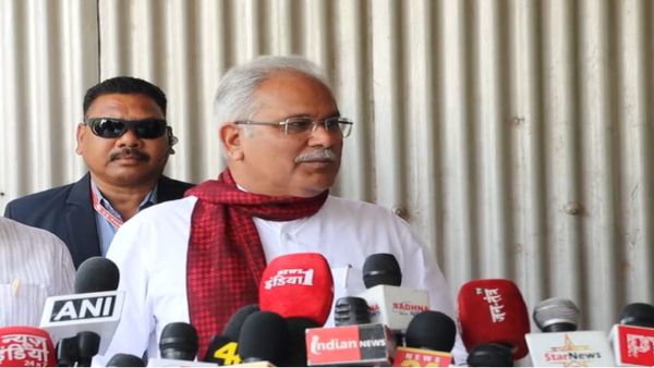 'डॉ. रमन सिंह के साथ थे 2 अधिकारी, जो लिखते थे पटकथाएं', ED के आरोपों पर बोले CM बघेल