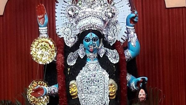 300 साल पुराने काली मंदिर का पुनर्निर्माण करवा रहे हैं बांग्लदेशी मुस्लिम, PM मोदी से की ये अपील