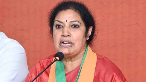 सामाजिक साधिकार यात्रा के नाम पर लोगों को धोखा दे रही YSRCP: डी पुरंदेश्वरी