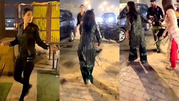 Video: सहेलियों के बीच चले कुर्सियां-स्टूल... सड़क पर दिखा WWE जैसा नजारा, साथ मौजूद लड़के भी...