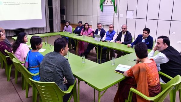 दिल्ली में छठ पूजा की तैयारी जोरों पर, गोपाल राय बोले- 1000 घाट बनाए जाएंगे