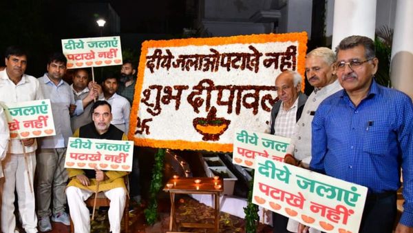 'दिये जलाओ, पटाखे नहीं' अभियान की गोपाल राय ने की शुरुआत, प्रदूषण कम करने में जनभागीदारी जरूरी