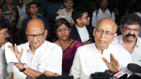 मृतकों के नाम पर भी जमा किए दस्तावेज, NCP के अजित गुट पर शरद पवार कैंप का बड़ा आरोप, EC से कार्रवाई की मांग