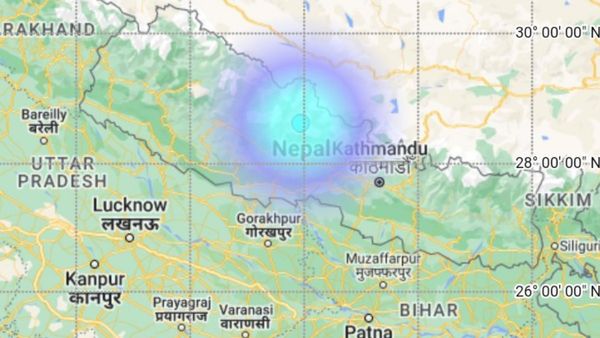 Nepal Earthquake: भूकंप से भारी तबाही के बीच फिर डोली नेपाली धरती, लोगों की अटकीं सांसें, मचा हड़कंप