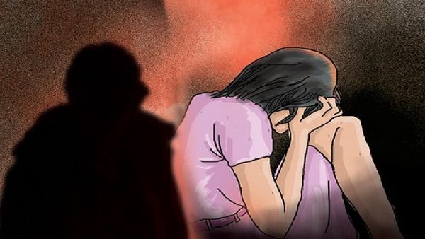 Siddharthnagar: चार साल की मासूम के साथ हुई ऐसी दरिंदगी, खून से लथपथ अस्पताल में लड़ रही जिंदगी और मौत की जंग