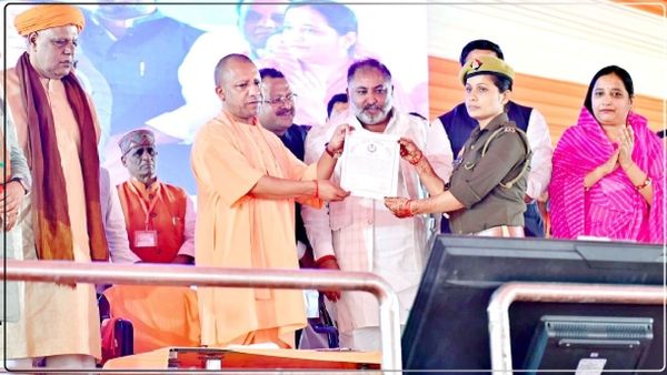 सीएम योगी ने बलिया को दी करोड़ों की परियोजनाओं की सौगात, बोले- जल्द बनेगा मेडिकल कॉलेज